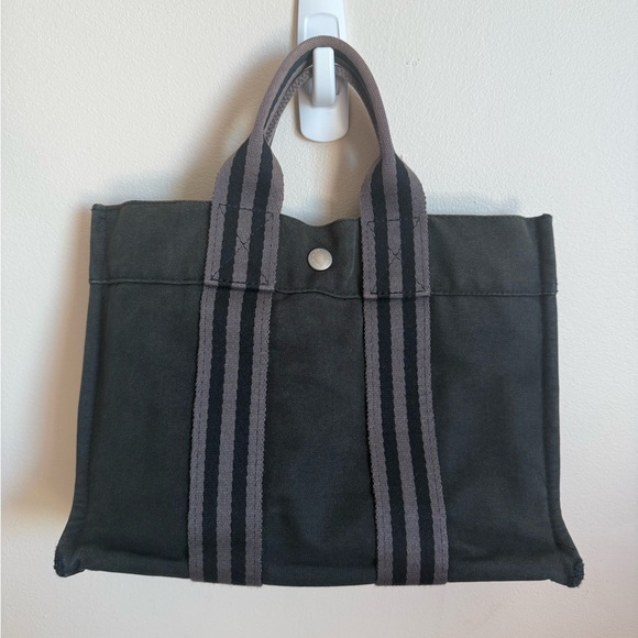 Hermes Toile Fourre-Tout PM Tote in Grey - Picture 2 of 11